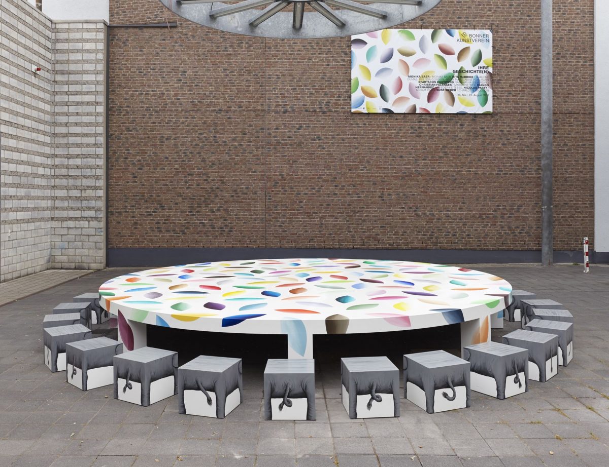 <i>three elephant’s day</i>, 2014
</br>
installation view, bonner kunstverein, bonn>