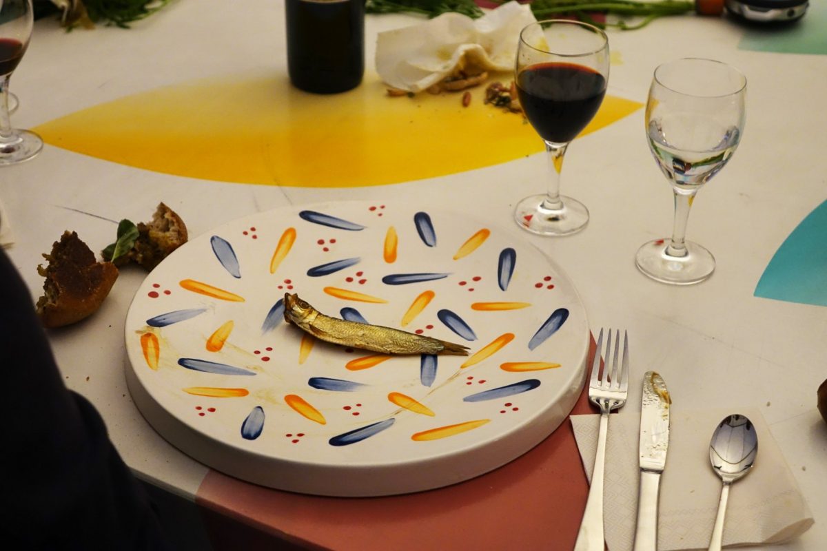 <i>three elephant’s day</i>, 2014
</br>
installation view, bonner kunstverein, bonn 
</br>
performance with serge vuille>