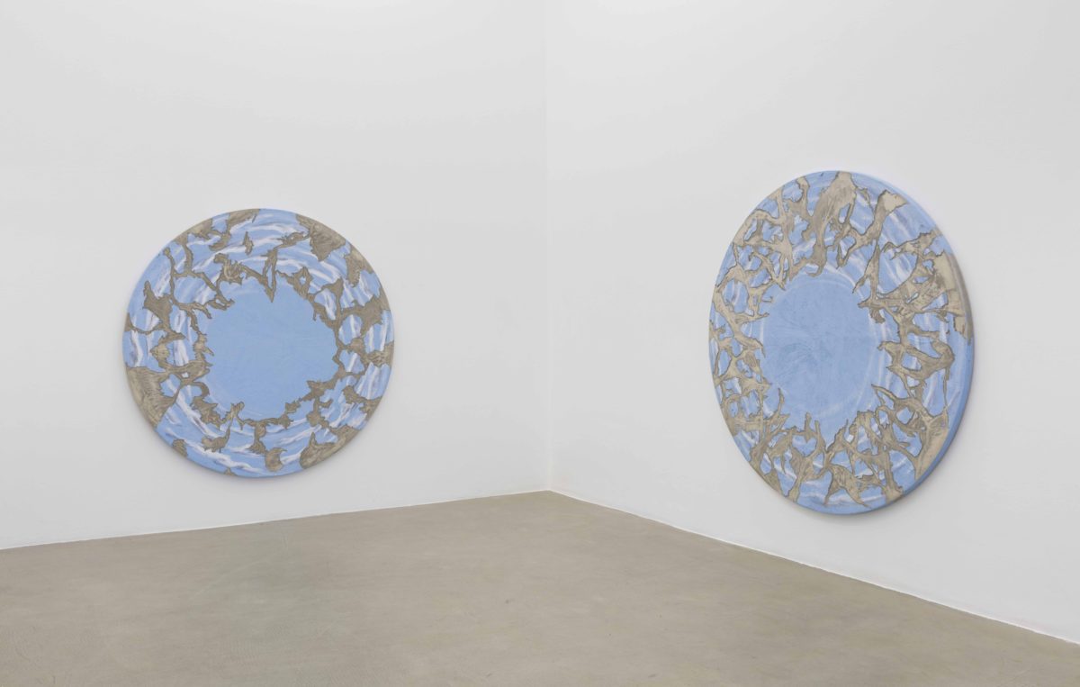 <i>underneath</i>, 2017
</br> 
installation view, kaufmann repetto, milan>