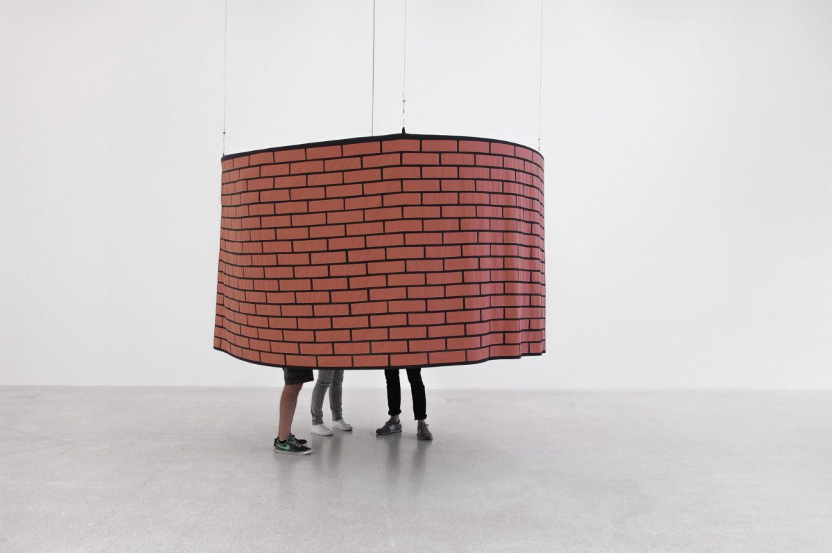 <i>Flying Cinema Brickstone Tent</i>, 2016 
</br>
fabric, 300 x 300 cm / 
118.1 x 118.1 in
</br>
installation view, museion, bolzano
>