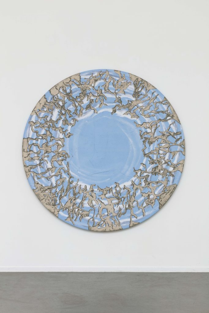 <i>underneath</i>, 2017
</br> 
paint, plaster, concrete on canvas
</br>
173 x 173 x 5 cm / 68.1 x 68.1 x 1.9 in >