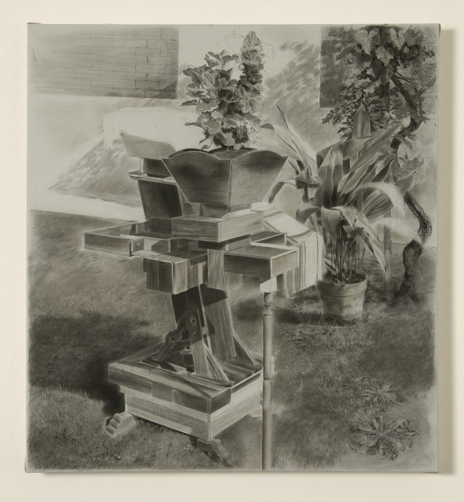<i>untitled</i>, 2009
</br>
charcoal on canvas, 86 x 83 cm / 33.8 x 32.7 in>