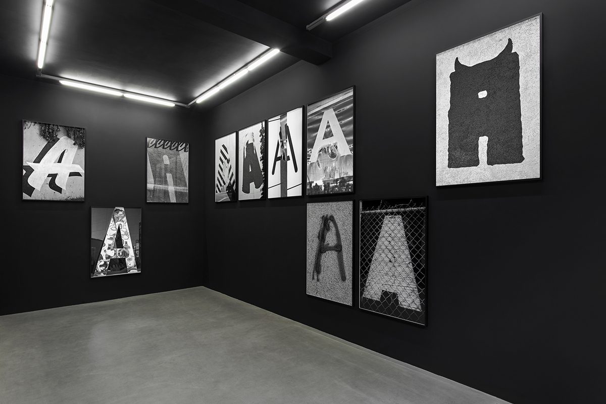 <I>black box collision a: gasoline & auto electric</I>, 2014
</br>
installation view, kaufmann repetto, milan
>