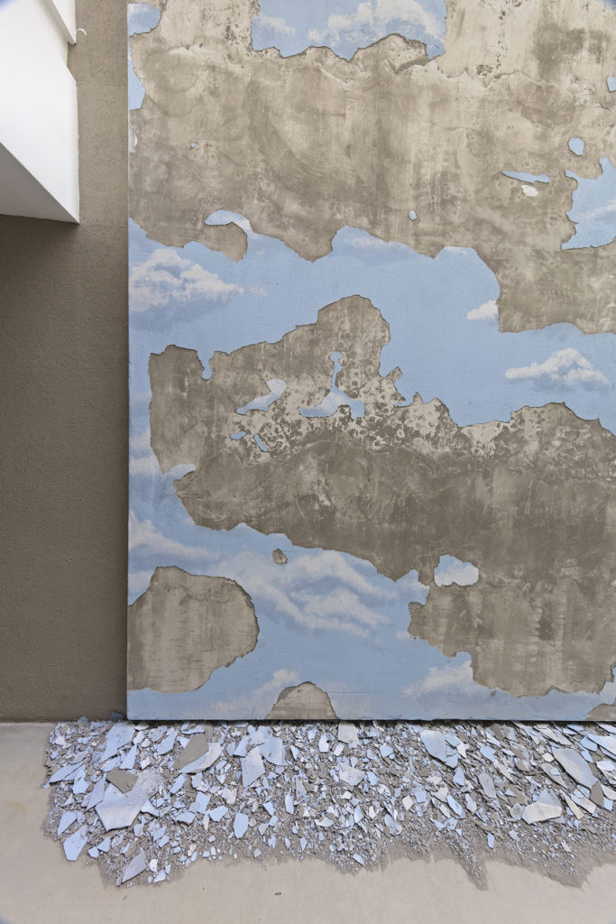 <i>cross fade</i>, 2016
</br> 
installation view, the power plant, toronto>