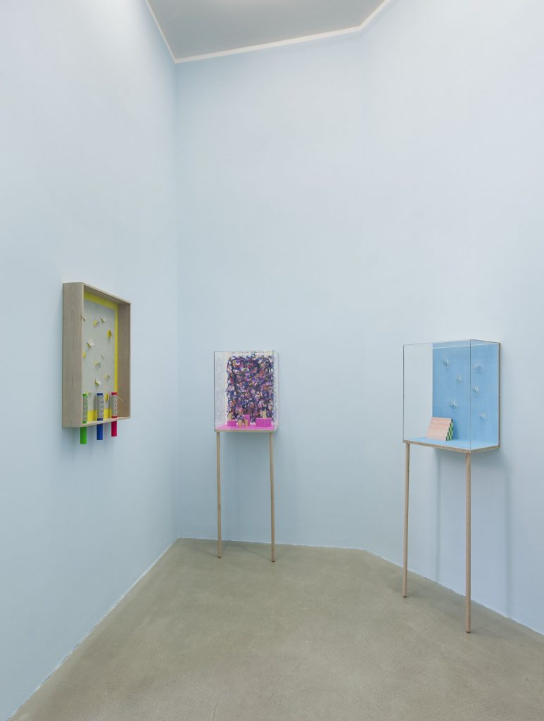 <i>limoz</i>, 2015
</br>
installation view, kaufmann repetto, milan>