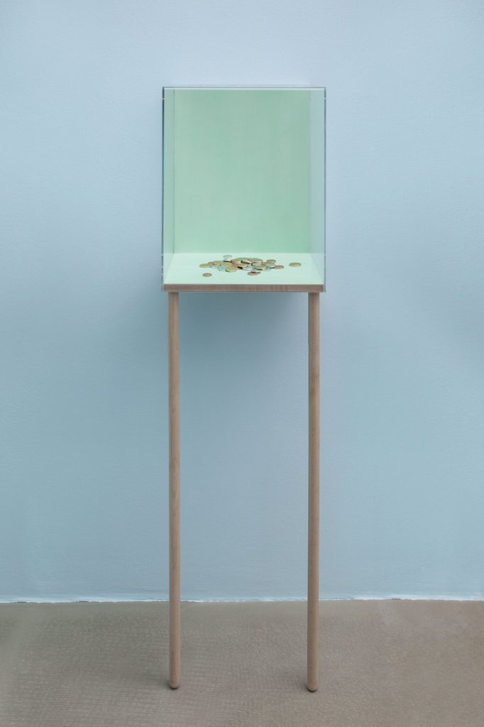 <i>untitled</I>, 2015
</br>
watercolor on paper, gold, silver & copper leaf on wood, uv plexiglass, maple
</br>
150,8 x 36,8 x 32,9 cm / 59.4 x 14.5 x 12.9 in >