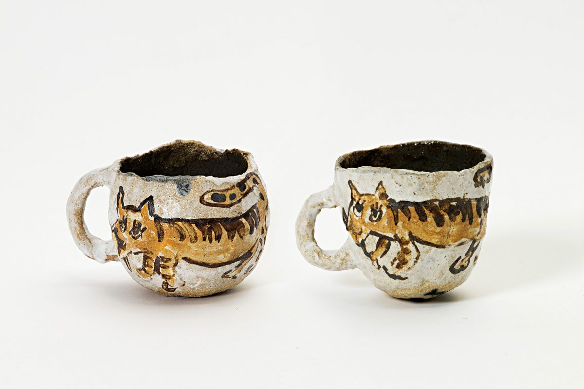 <i>untitled</i>, 2016
</br>
glazed ceramic, 5 x 8 cm / 1.9 x 3.1 in (each)>