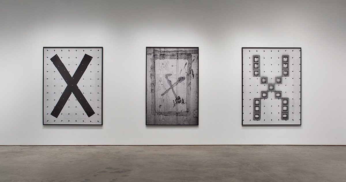 <i>Hammer Projects: Shannon Ebner</i>, 2011
</br>
installation view, hammer museum, los angeles 
>