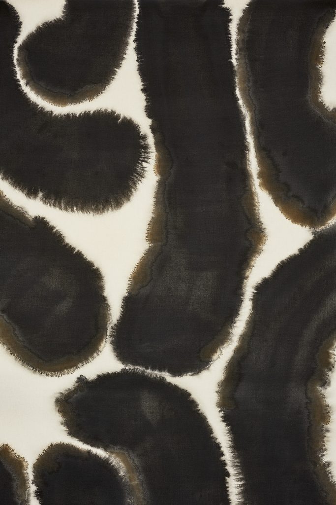 <i>A fine rain is falling, the skin has goosebumps.</br>  Rub the arms to
warm them up and then start running again</i>, 2019</br>
(detail)>