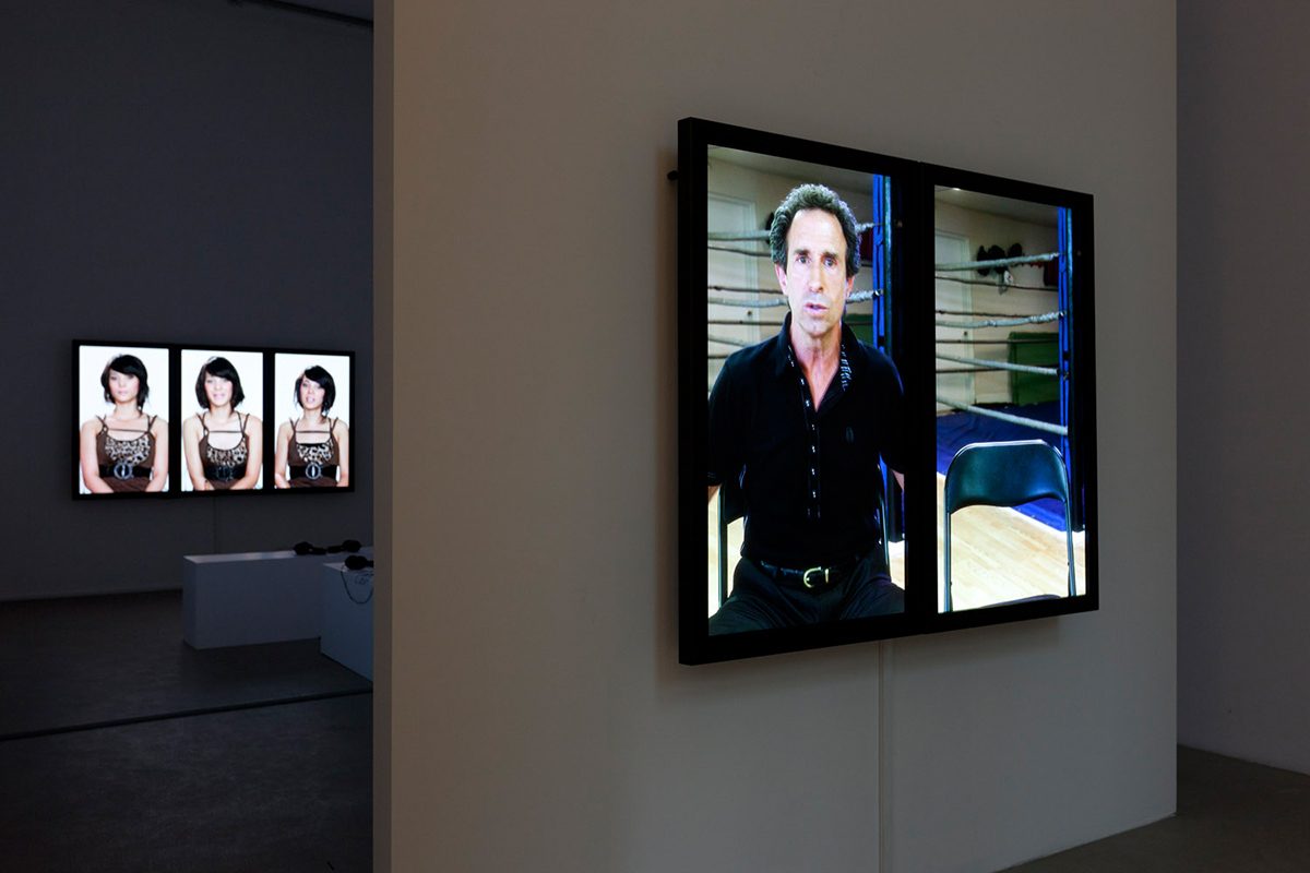<i>factum</i>, 2011</br>installation view, kaufmann repetto, milan