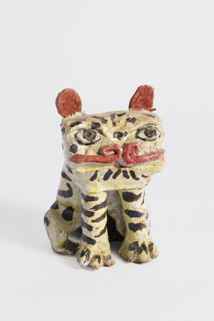 untitled, 2011
ceramic, glaze 4.6 × 2.9 × 2.5 inches