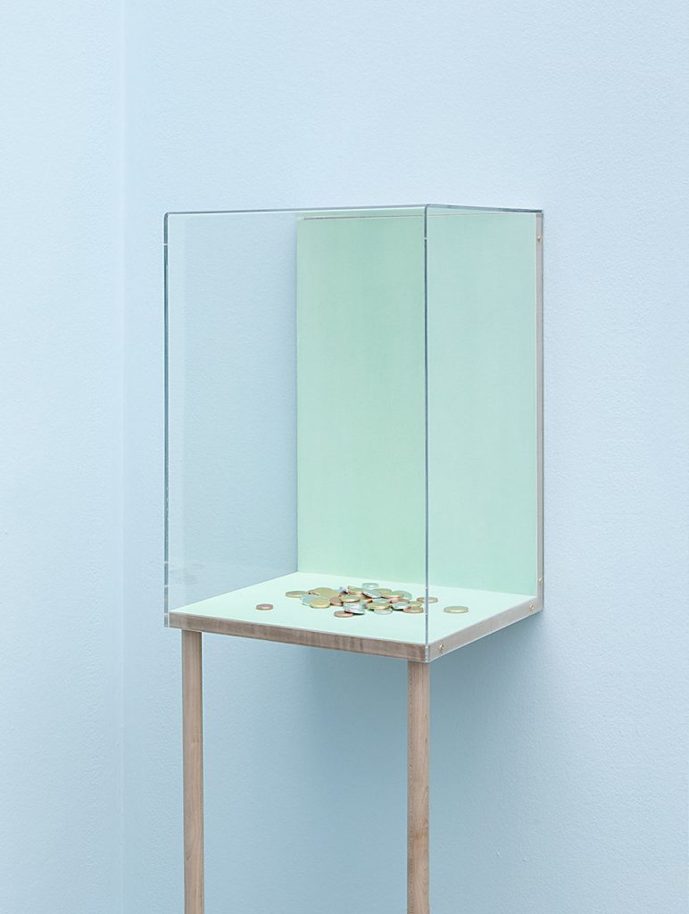 <i>untitled</i>, 2015</br>
(detail)
