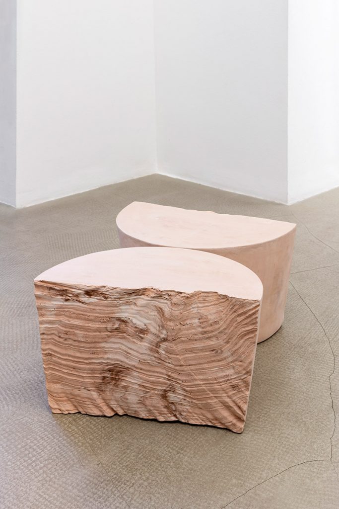 <i>coppia con sentimenti antichi (couple with ancient feelings)</i>, 2016</br>terracotta</br>31,5 x 70 x 77 cm / 12.4 x 27.5 x 30.3 in