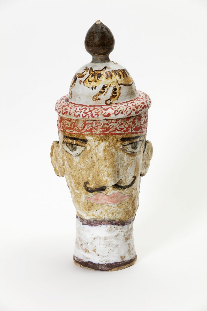 magdalena suarez frimkess, untitled, 2016
ceramic, glaze, 28,5 × 10,5 cm