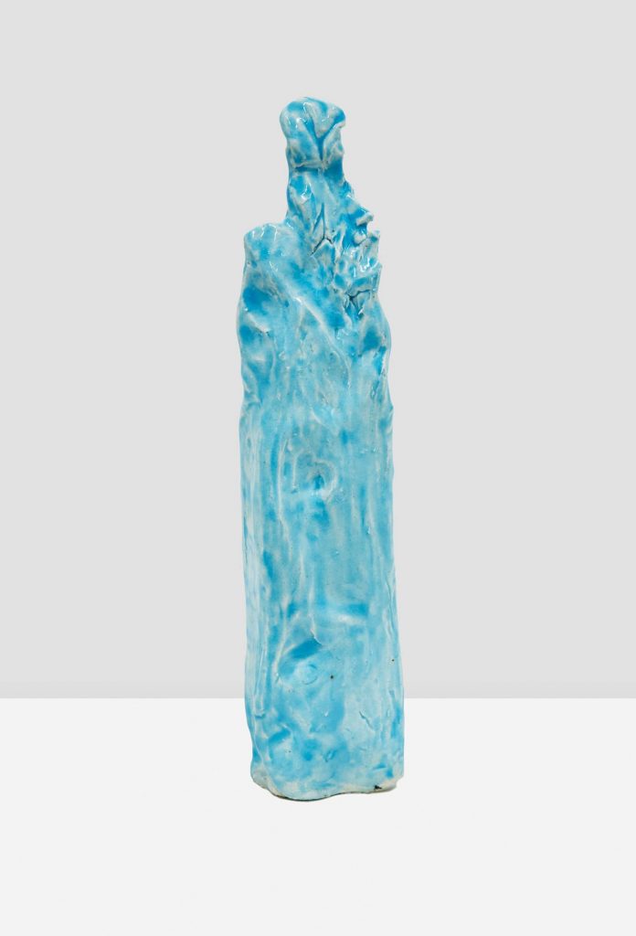 <i>standing king</i>, 2009</br>
glazed stoneware</br>36.2 x 8.6 x 7.4 cm