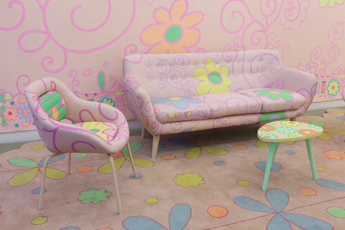 lily van der stokker, pink decoration, 2012
mixed media, installation size: 750 x 295 x 255 cm
