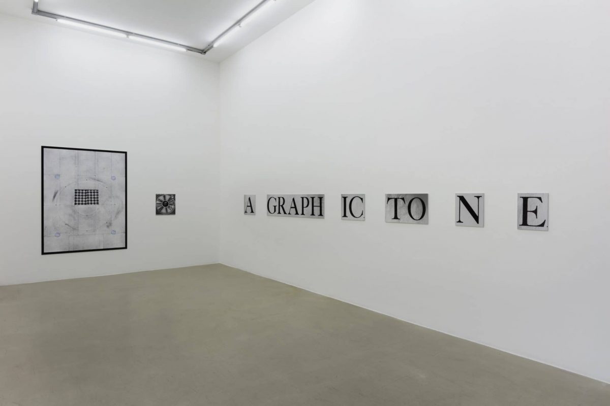 <i>a graphic tone</i>, 2019</br>installation view, kaufmann repetto, milano