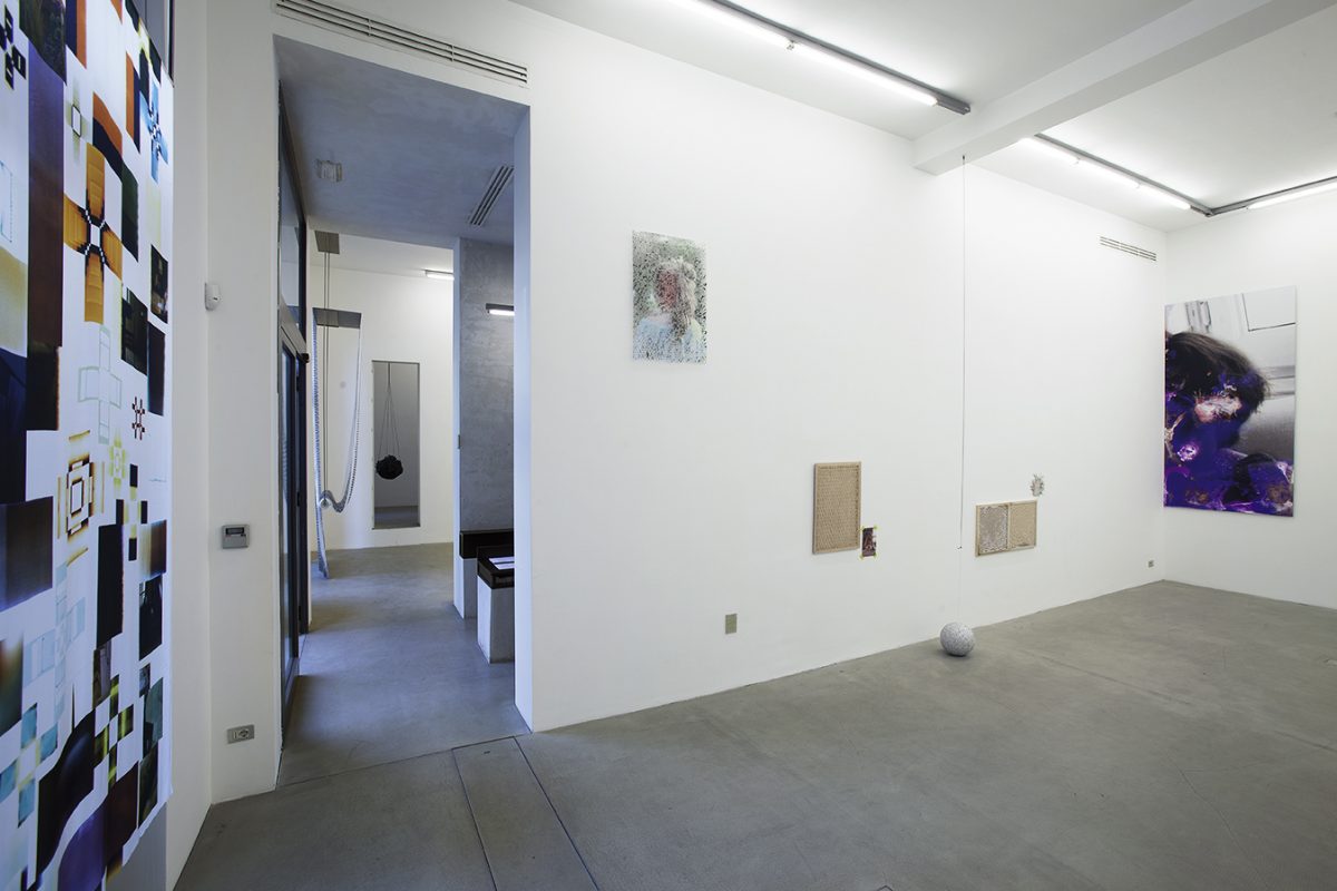 <i>doing life</i>, 2012</br>installation view, kaufmann repetto, milan