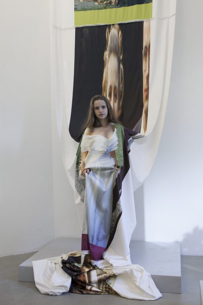 <i>d/inner time</i></br>
performance