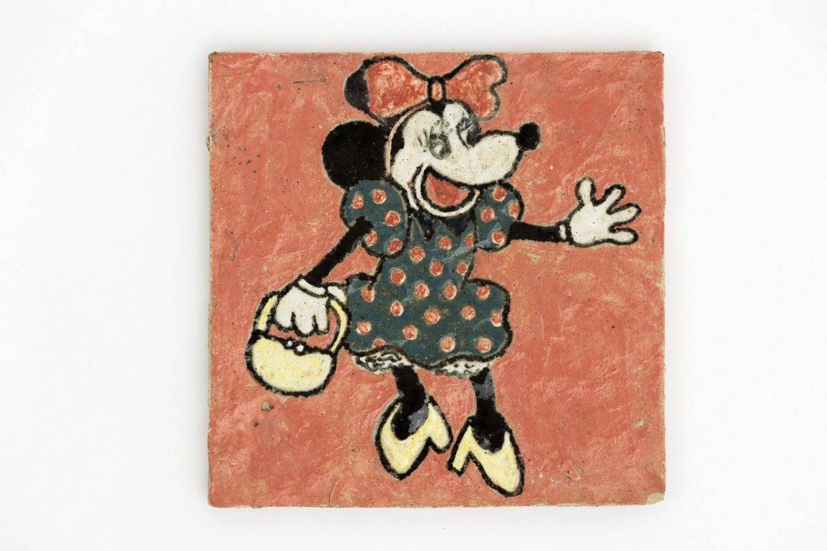 magdalena suarez frimkess, untitled, 2016
ceramic tile, glaze, 0.5 × 14.5 × 14,5 cm 5.7 x 5.7 in