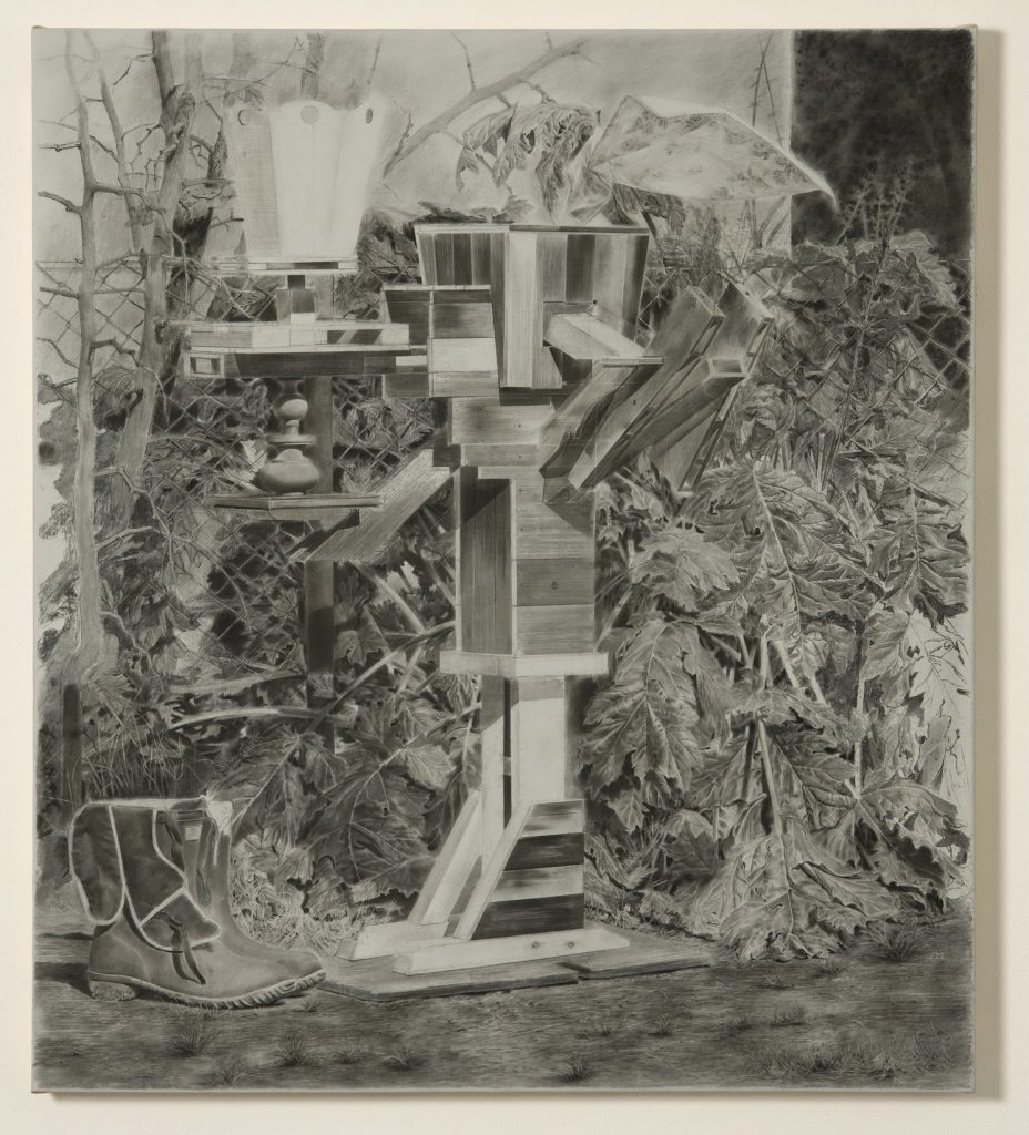 <i>geometra</i>, 2009</br>
charcoal on canvas</br>
117 x 104 cm / 46.1 x 40.9 in