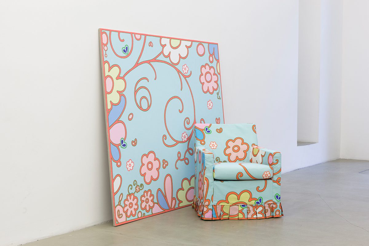 lily van der stokker, subway painting with chair, 2012
mixed media, installation size: 190 x 167 x 116 cm