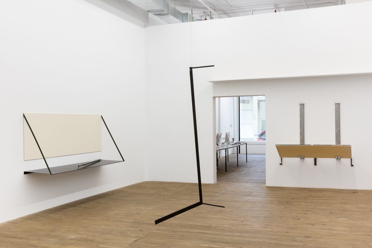 <i>Notes on light and sound of objects</I>, 2020
</br>
installation view, kaufmann repetto, New York