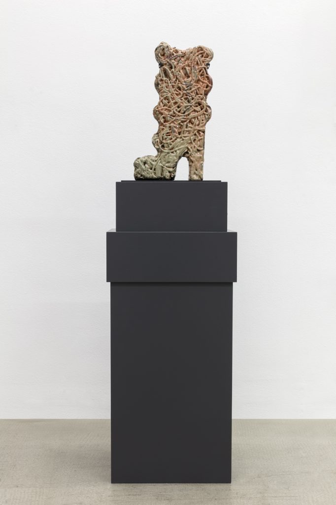 Anthea Hamilton, <I>wavy carbon trap shino boot</I>, 2018 
</br>
glazed ‘pizza body’ clay 
</br>
23,5 x 43 x 6 cm / 9.2 x 16.9 x 2.4 in