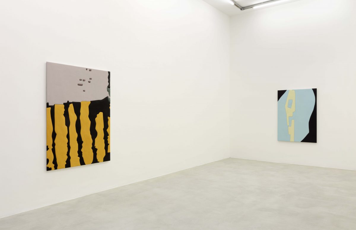 <I>blow ups</I>, 2020
</br>
installation view, kaufmann repetto, milan