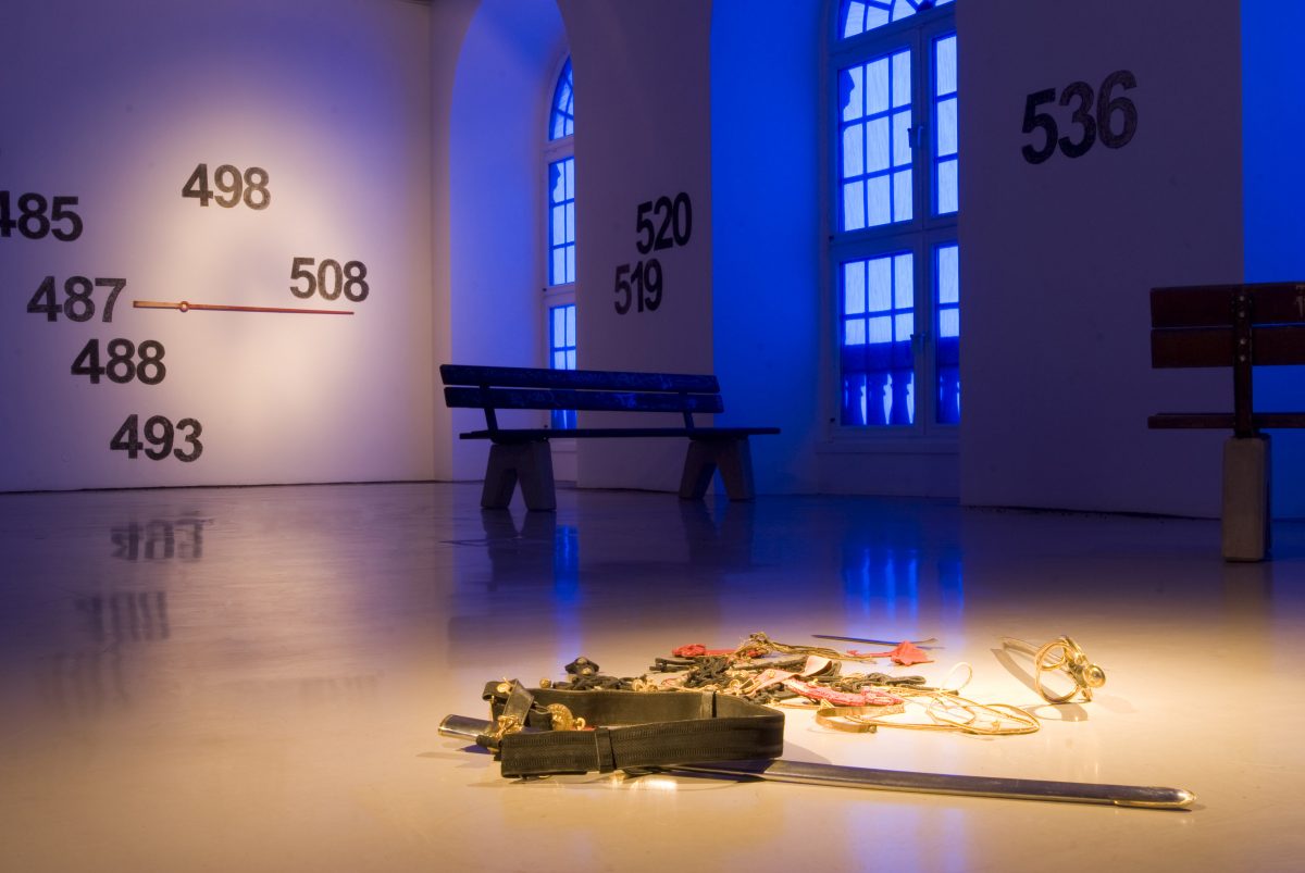 <I>les sanglots long</i>, 2009
</br> installation view, Kunsthalle fridericianum, Kassel
