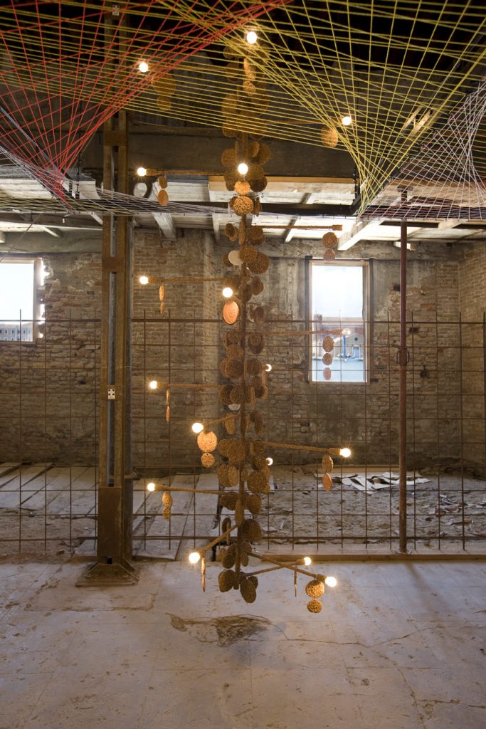<I>fare mondi</i>, 2009
</br> installation view, 53th Venice Biennale 