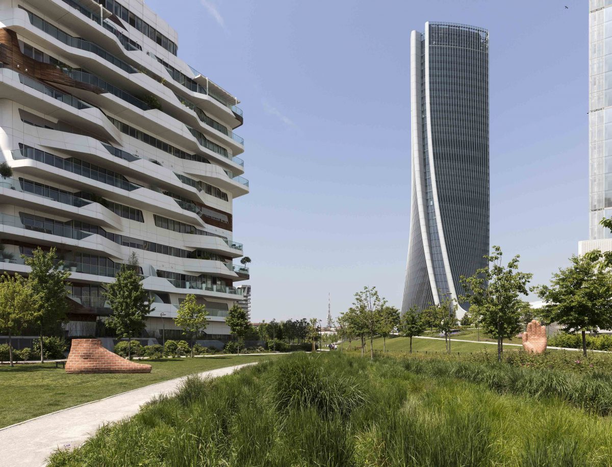 <I>Judith Hopf, Han and Foot for Milan</i>, 2018
</br> installation view, ArtLine Park of Contemporary Art, Milan