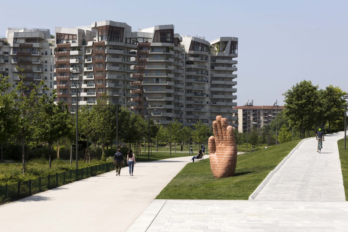 <I>Judith Hopf, Han and Foot for Milan</i>, 2018
</br> installation view, ArtLine Park of Contemporary Art, Milan