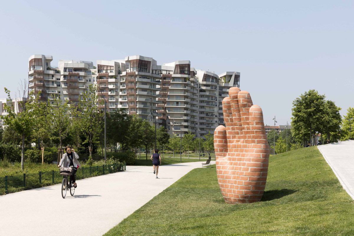 <I>Judith Hopf, Han and Foot for Milan</i>, 2018
</br> installation view, ArtLine Park of Contemporary Art, Milan