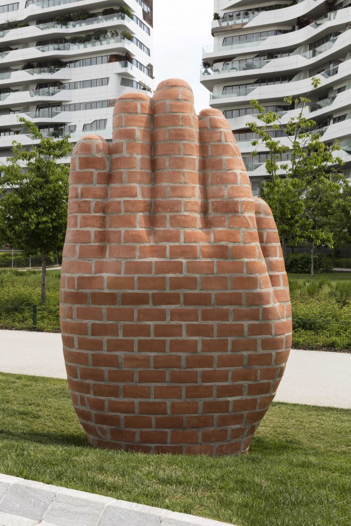 <I>Judith Hopf, Han and Foot for Milan</i>, 2018
</br> installation view, ArtLine Park of Contemporary Art, Milan