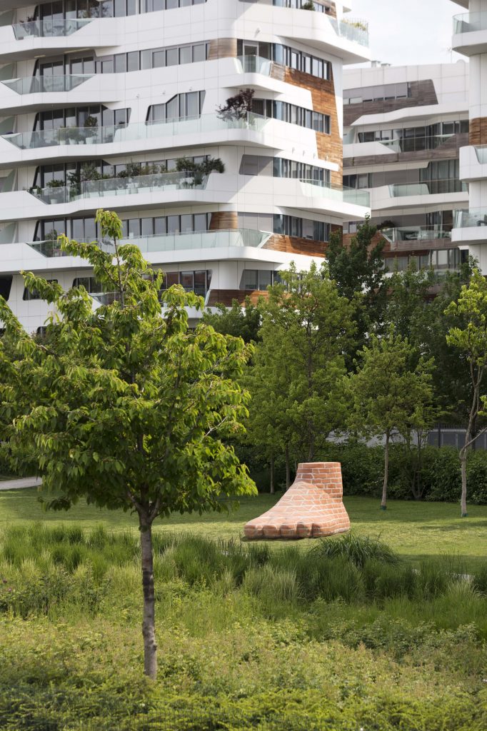 <I>Judith Hopf, Han and Foot for Milan</i>, 2018
</br> installation view, ArtLine Park of Contemporary Art, Milan