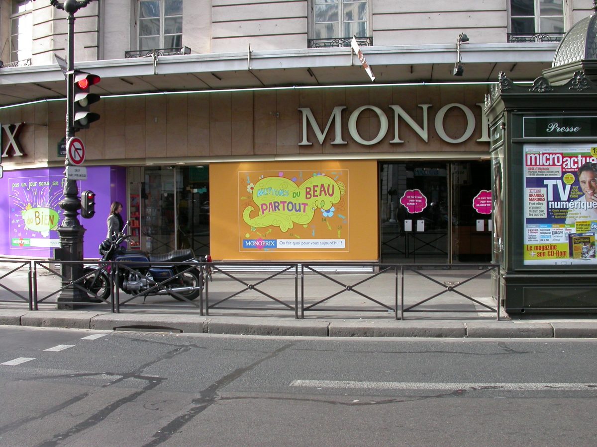 <I>Monoprix Advertising Campaign</i>, 2005
</br> Paris, France
