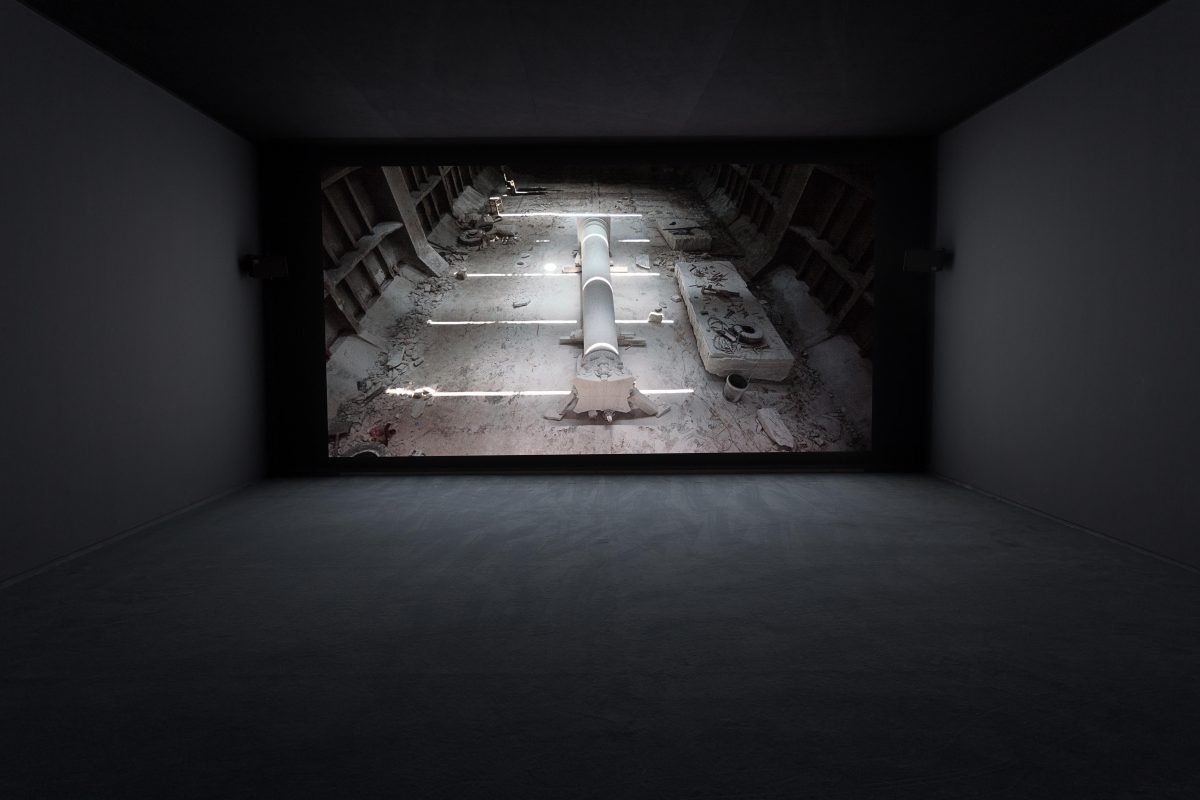 <I>Lives In Transit</i>, 2013
</br> installation view, Galerie Nationale du Jeu de Paume, Paris