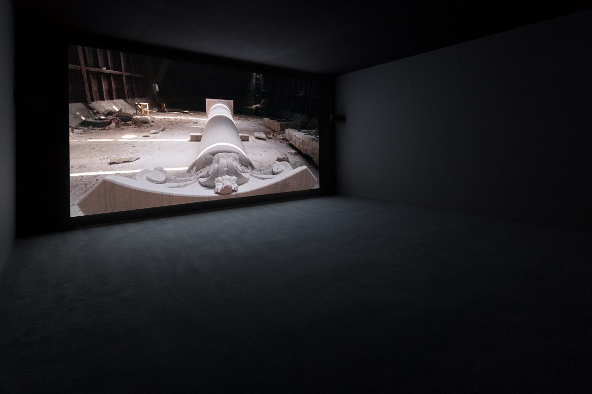 <I>Lives In Transit</i>, 2013
</br> installation view, Galerie Nationale du Jeu de Paume, Paris