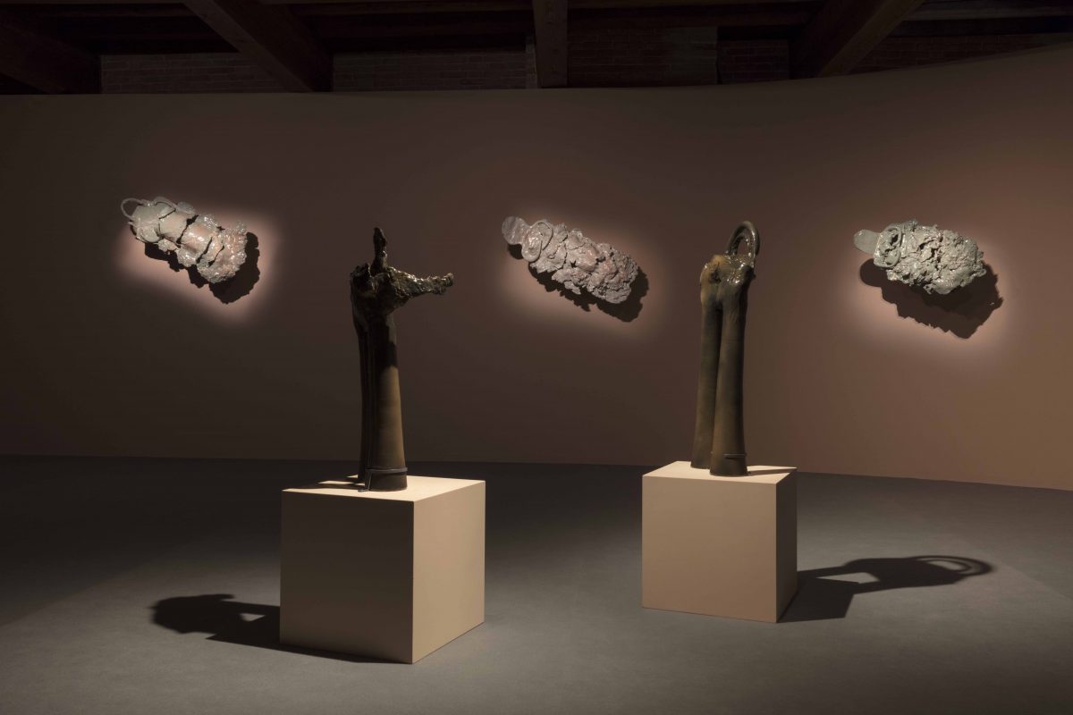 <i>luogo e segni</i>, 2019
</br>
installation view, Punta della dogana, Venice