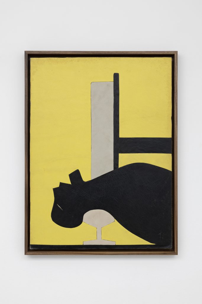 <i>Untitled</i>, 1976 </br>
leather and acrylic on panel</br> 
64 x 49,5 x 4 cm / 25.1 x 19.4 x 1.5 in