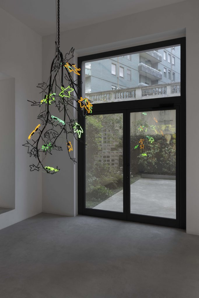 <i>You must not turn your head away in grief</i>, 2022
</br> installation view, kaufmann repetto Milan