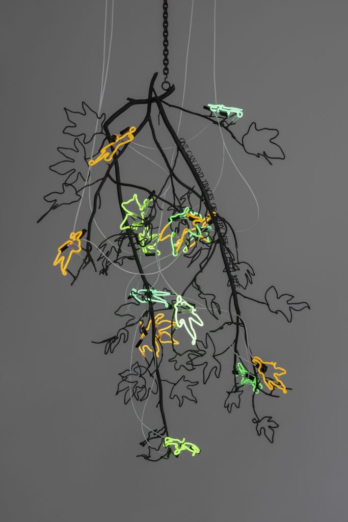 <i>Chandeliers of Interconnectedness </br>(ONE CAN FIND
TRACES OF EVERY LIFE IN EACH LIFE; </br>quote by Susan
Griffin)</i>, 2022 </br>
steel, neon lights</br>
167 x 100 x 85 cm / 65.7 x 39.3 x 33.4