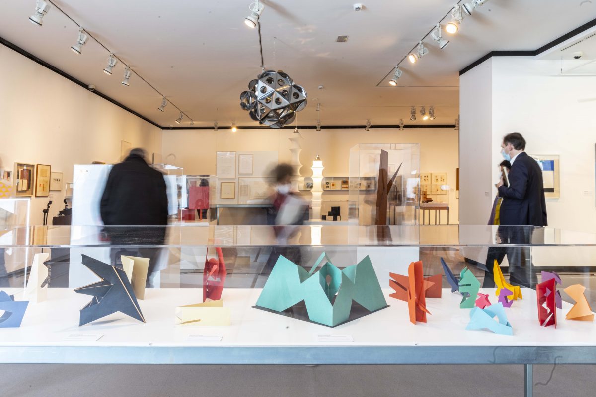 <i>Bruno Munari</i>, 2022
</br> installation view, Fundación Juan March, Madrid>
