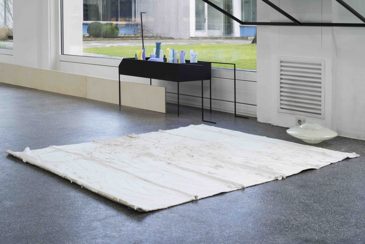 <i>November</i>, 2013
</br> installation view, Kölnischer Kunstverein, Cologne