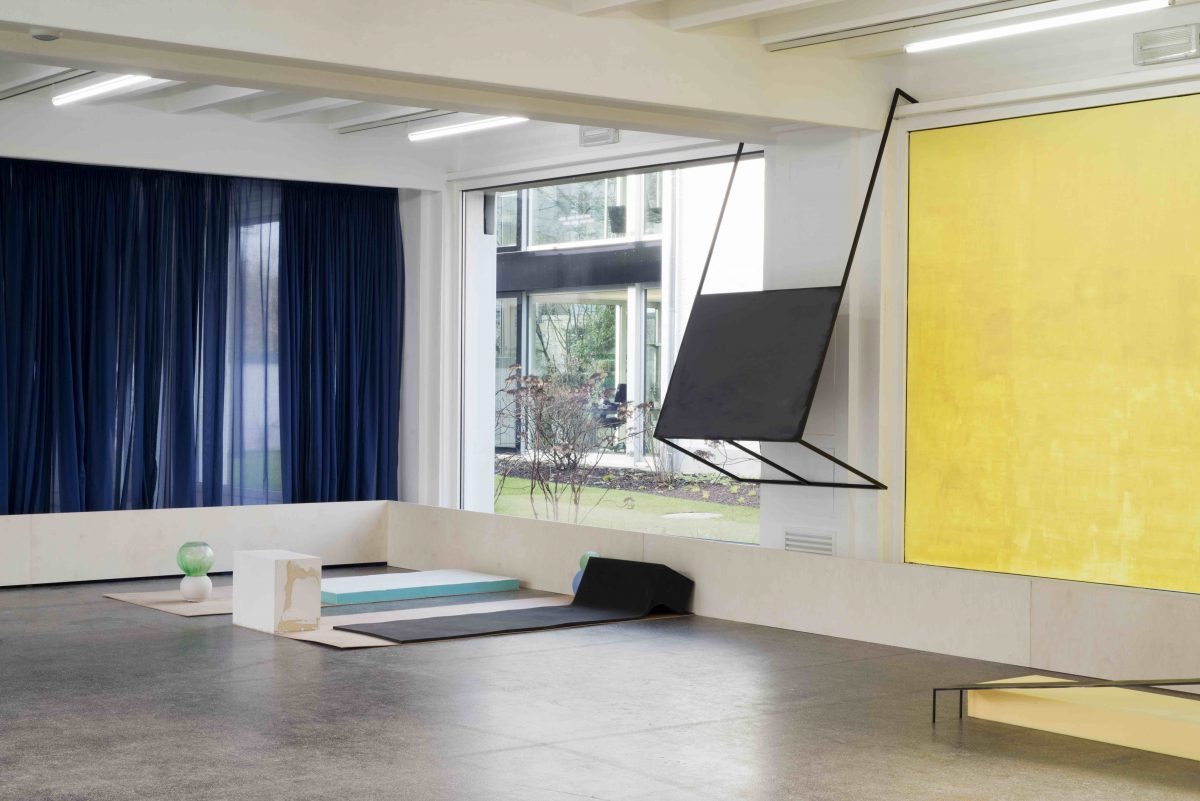 <i>November</i>, 2013
</br> installation view, Kölnischer Kunstverein, Cologne