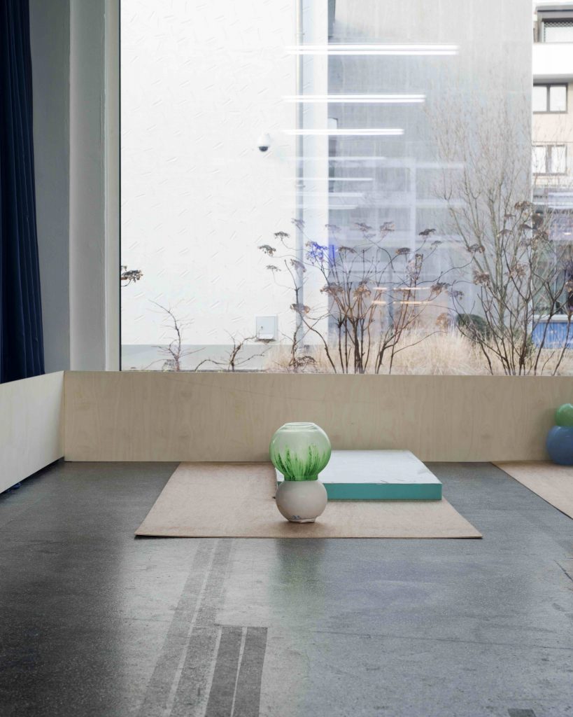 <i>November</i>, 2013
</br> installation view, Kölnischer Kunstverein, Cologne
