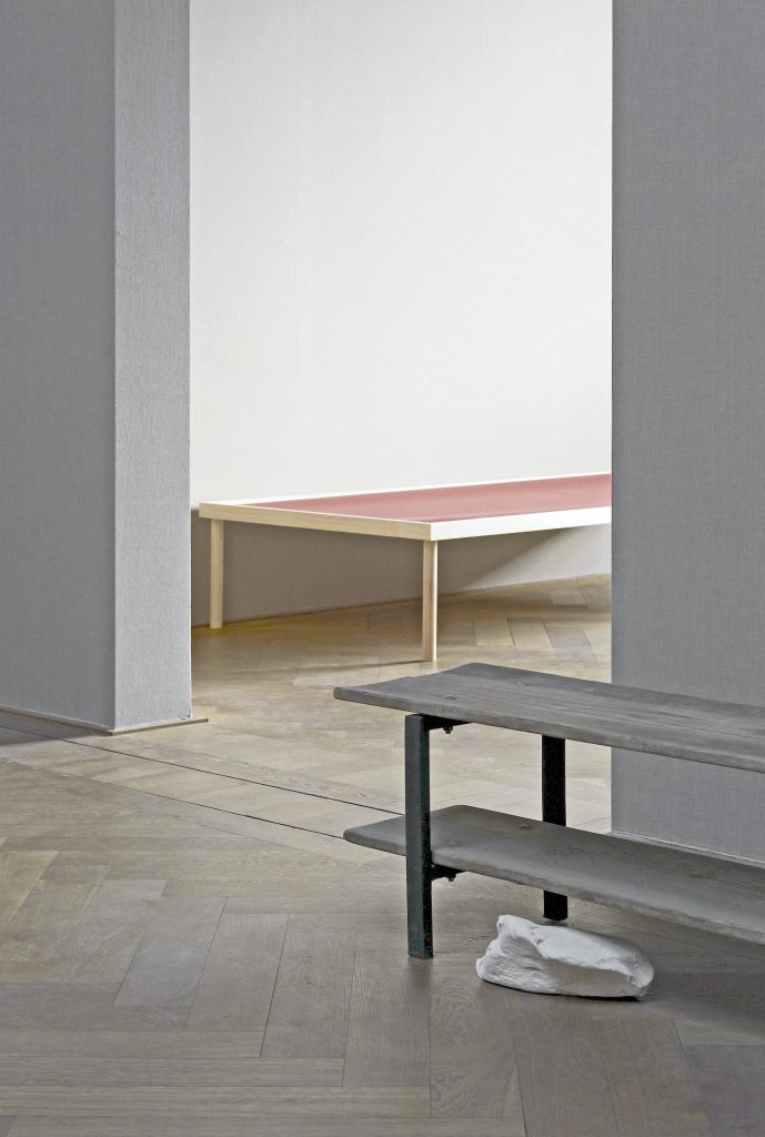 <i>endless enclosure</i>, 2009
</br> installation view, Kunsthalle Basel, Basel