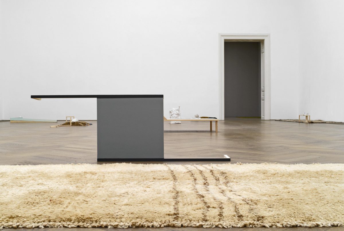 <i>endless enclosure</i>, 2009
</br> installation view, Kunsthalle Basel, Basel
