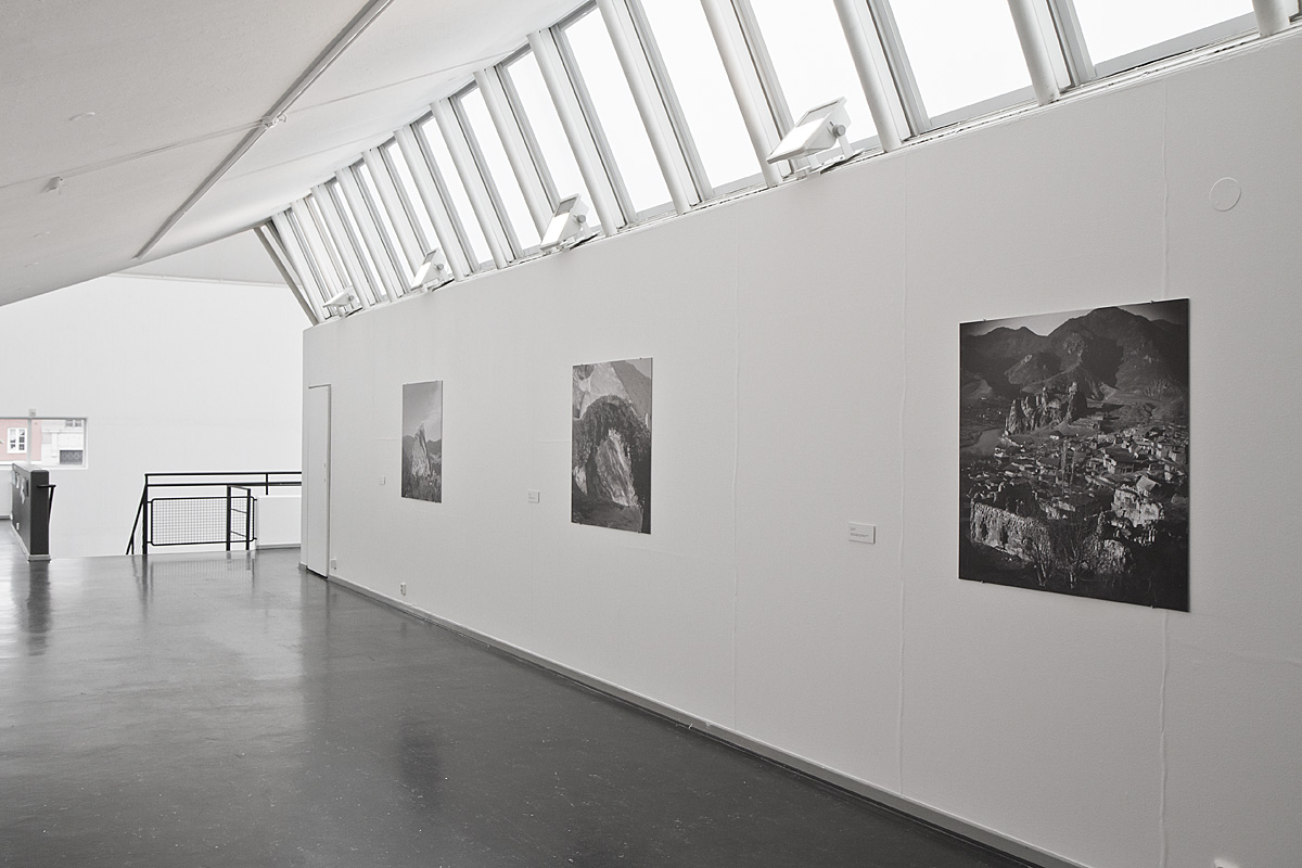 <i>To see the dimensions. Artists from Georgia</i>, 2011
</br> installation view, Lundskonsthall, Lund